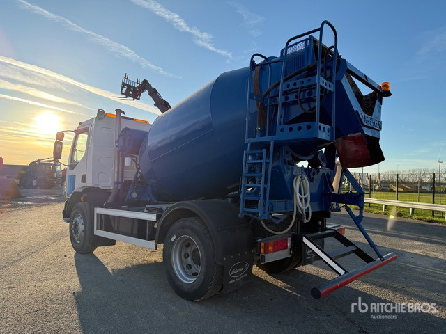 2005 DAF LF55.250 4x2 Mixer Truck - Betonmixer: 3 kép. 2005 DAF LF55.250 4x2 Mixer Truck - Betonmixer: 3 kép.