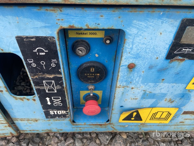 2006 Genie GS2646 Electric (Inoperable) Scissor Lift - Ollós emelő: 5 kép. 2006 Genie GS2646 Electric (Inoperable) Scissor Lift - Ollós emelő: 5 kép.