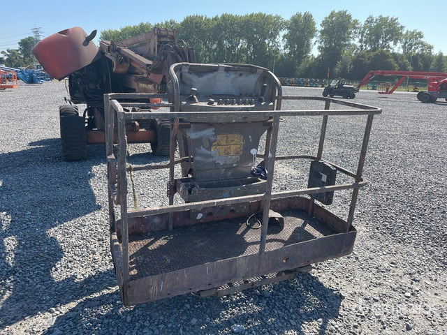 2007 JLG 450AJ 4WD Diesel Articulating Boom Lift - Személyemelő: 5 kép. 2007 JLG 450AJ 4WD Diesel Articulating Boom Lift - Személyemelő: 5 kép.