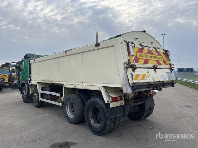 2010 Volvo FM420 8x4 Twin-Steer Sleeper Quad/A Dump Truck - Billenőplatós teherautó: 1 kép. 2010 Volvo FM420 8x4 Twin-Steer Sleeper Quad/A Dump Truck - Billenőplatós teherautó: 1 kép.