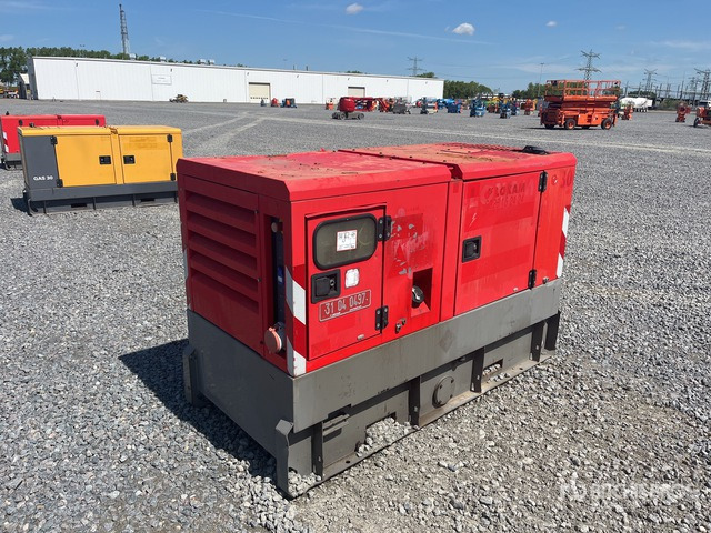 2011 Atlas Copco QAS30 30 kVA Skid-Mounted Generator Set - Áramfejlesztő: 1 kép. 2011 Atlas Copco QAS30 30 kVA Skid-Mounted Generator Set - Áramfejlesztő: 1 kép.