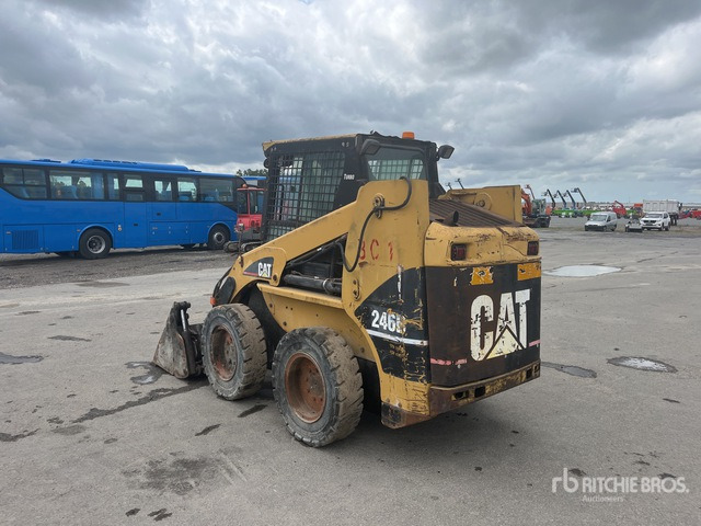 2012 Cat 246B (Inoperable) Skid Steer Loader - Mini homlokrakodó: 4 kép. 2012 Cat 246B (Inoperable) Skid Steer Loader - Mini homlokrakodó: 4 kép.