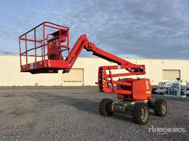 2012 Genie Z-45/25J 4WD Diesel Articulating Boom Lift - Személyemelő: 3 kép. 2012 Genie Z-45/25J 4WD Diesel Articulating Boom Lift - Személyemelő: 3 kép.