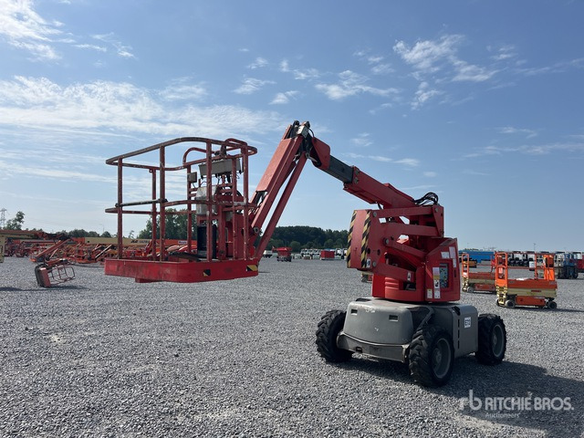 2012 Haulotte HA120PX 4WD Diesel Articulating Boom Lift - Személyemelő: 3 kép. 2012 Haulotte HA120PX 4WD Diesel Articulating Boom Lift - Személyemelő: 3 kép.