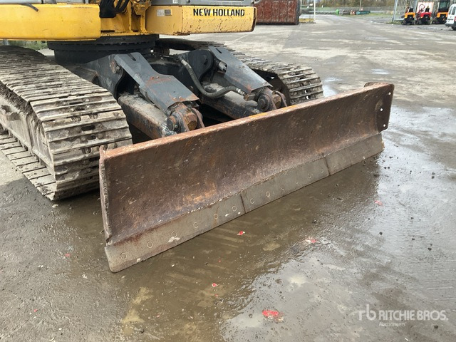 2012 New Holland E235BSR-2 Tracked Excavator - Lánctalpas kotró: 4 kép. 2012 New Holland E235BSR-2 Tracked Excavator - Lánctalpas kotró: 4 kép.