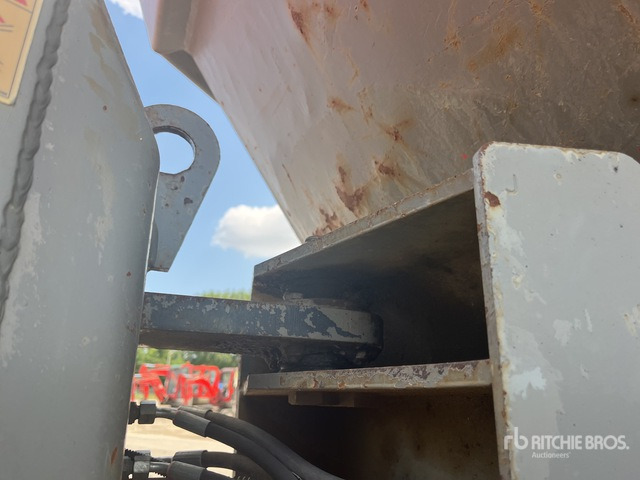 2012 Thwaites MACH664 6 t 4x4 Swivel Dumper - Dömper: 5 kép. 2012 Thwaites MACH664 6 t 4x4 Swivel Dumper - Dömper: 5 kép.