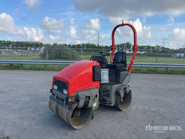 2013 Ammann ARX20 Double Drum Roller - Úthenger: 2 kép. 2013 Ammann ARX20 Double Drum Roller - Úthenger: 2 kép.