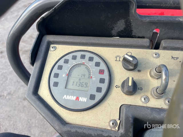 2013 Ammann ARX20 Double Drum Roller - Úthenger: 5 kép. 2013 Ammann ARX20 Double Drum Roller - Úthenger: 5 kép.