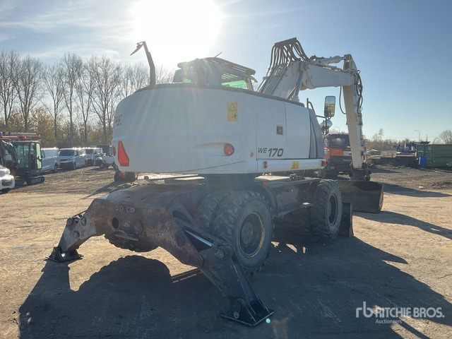 2013 New Holland WE170C Wheel Excavator - Gumikerekes kotró: 5 kép. 2013 New Holland WE170C Wheel Excavator - Gumikerekes kotró: 5 kép.