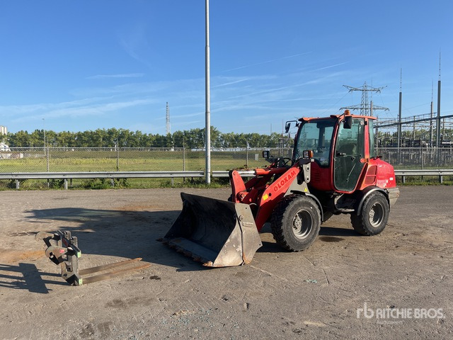 2013 Volvo L25F Wheel Loader - Gumikerekes homlokrakodó: 1 kép. 2013 Volvo L25F Wheel Loader - Gumikerekes homlokrakodó: 1 kép.
