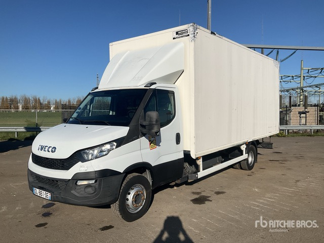 2014 Iveco Daily 65C14N 4x2 Van Truck - Dobozos felépítményű teherautó: 2 kép. 2014 Iveco Daily 65C14N 4x2 Van Truck - Dobozos felépítményű teherautó: 2 kép.