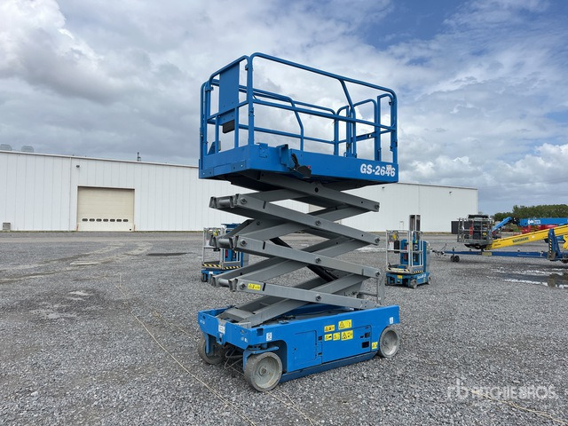 2015 Genie GS-2646 Electric Scissor Lift - Ollós emelő: 1 kép. 2015 Genie GS-2646 Electric Scissor Lift - Ollós emelő: 1 kép.