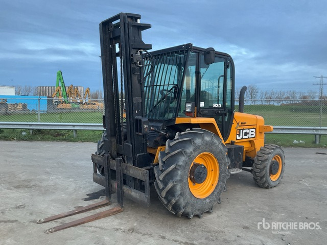 2015 JCB 930 3000 kg 4x4 Rough Terrain Forklift - Terepjáró képességű targoncá: 1 kép. 2015 JCB 930 3000 kg 4x4 Rough Terrain Forklift - Terepjáró képességű targoncá: 1 kép.