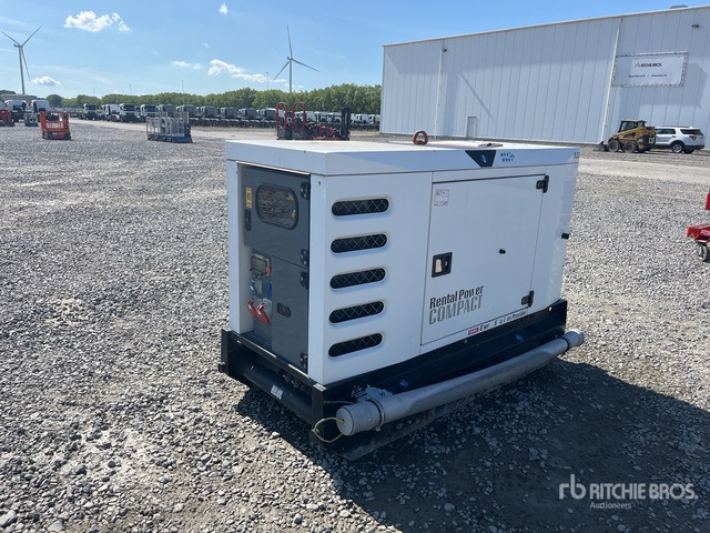 2015 Sdmo R33C3UND Generator Set - Áramfejlesztő: 2 kép. 2015 Sdmo R33C3UND Generator Set - Áramfejlesztő: 2 kép.