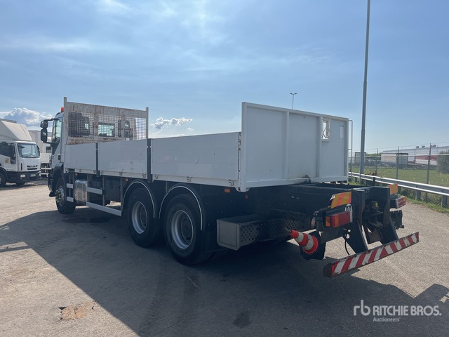 2016 Iveco Trakker 360 E6 6x4 Flatbed Truck - Platós teherautó: 3 kép. 2016 Iveco Trakker 360 E6 6x4 Flatbed Truck - Platós teherautó: 3 kép.