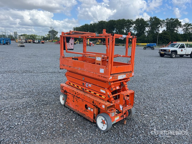 2016 Skyjack SJIII-3219 (Inoperable) Scissor Lift - Ollós emelő: 4 kép. 2016 Skyjack SJIII-3219 (Inoperable) Scissor Lift - Ollós emelő: 4 kép.