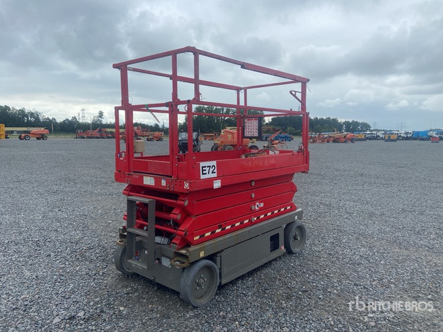 2016 Skyjack SJIII4626 Electric Scissor Lift - Ollós emelő: 1 kép. 2016 Skyjack SJIII4626 Electric Scissor Lift - Ollós emelő: 1 kép.