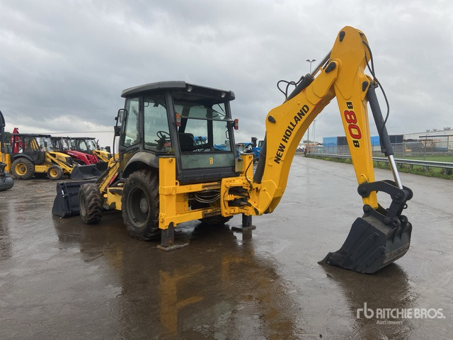 2018 New Holland B80B-SS 4x4 Backhoe Loader - Kotrórakodó: 4 kép. 2018 New Holland B80B-SS 4x4 Backhoe Loader - Kotrórakodó: 4 kép.