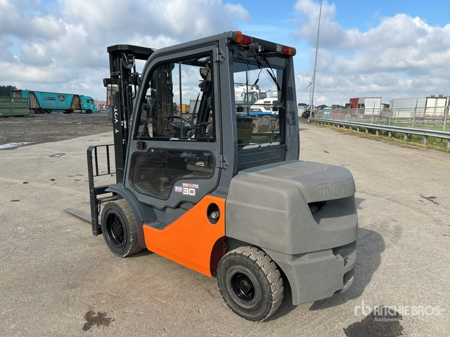 2018 Toyota 02-8FDF30 3000 kg Forklift - Dízel targonca: 2 kép. 2018 Toyota 02-8FDF30 3000 kg Forklift - Dízel targonca: 2 kép.