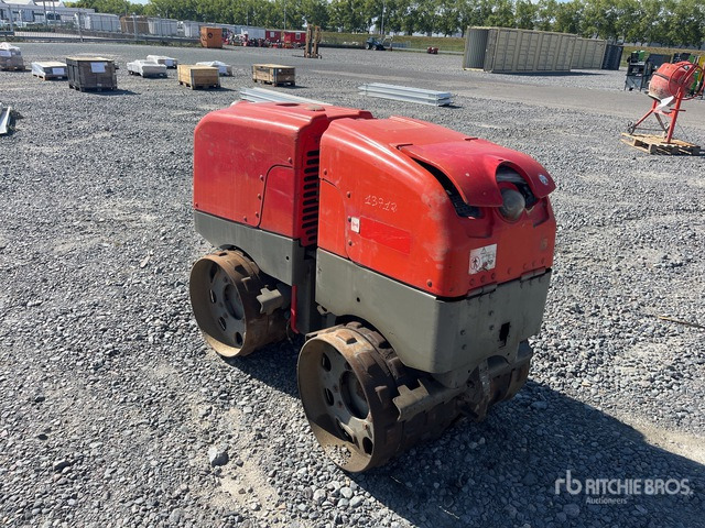 2018 Wacker Neuson Roller RT Trench Compactor - Minihenger: 4 kép. 2018 Wacker Neuson Roller RT Trench Compactor - Minihenger: 4 kép.