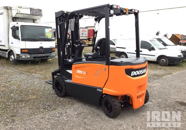 2023 Doosan B35X-7 PLUS 3500 kg Electric Forklift - Elektromos targonca: 3 kép. 2023 Doosan B35X-7 PLUS 3500 kg Electric Forklift - Elektromos targonca: 3 kép.
