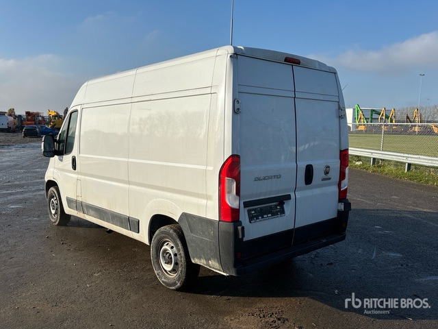 2023 Fiat Ducato 2.2 Passenger Van - Minibusz, Kisbusz: 2 kép. 2023 Fiat Ducato 2.2 Passenger Van - Minibusz, Kisbusz: 2 kép.