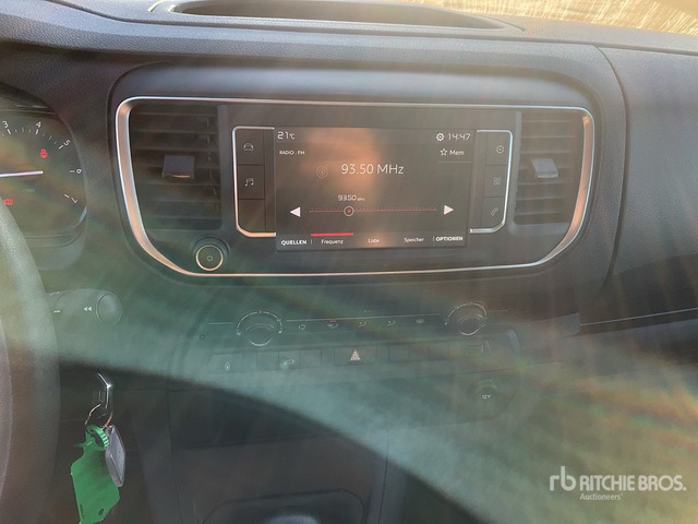 2023 Fiat Scudo Passenger Van - Minibusz, Kisbusz: 5 kép. 2023 Fiat Scudo Passenger Van - Minibusz, Kisbusz: 5 kép.