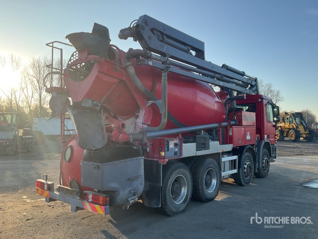 2010 Mercedes-Benz Actros 3341 8x4 Twin-Steer Mixer Truck - Egyéb gépek: 3 kép. 2010 Mercedes-Benz Actros 3341 8x4 Twin-Steer Mixer Truck - Egyéb gépek: 3 kép.
