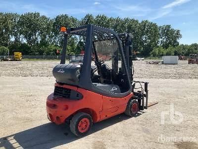 LINDE H20T-03 2000 kg - Villás targonca: 3 kép. LINDE H20T-03 2000 kg - Villás targonca: 3 kép.
