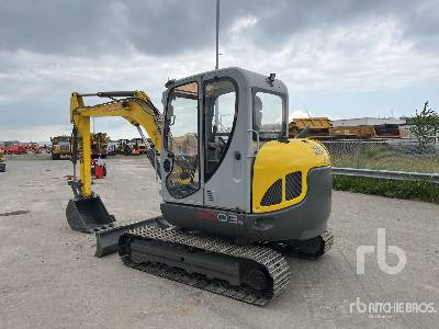 WACKER NEUSON 6003 - Minikotró: 2 kép. WACKER NEUSON 6003 - Minikotró: 2 kép.