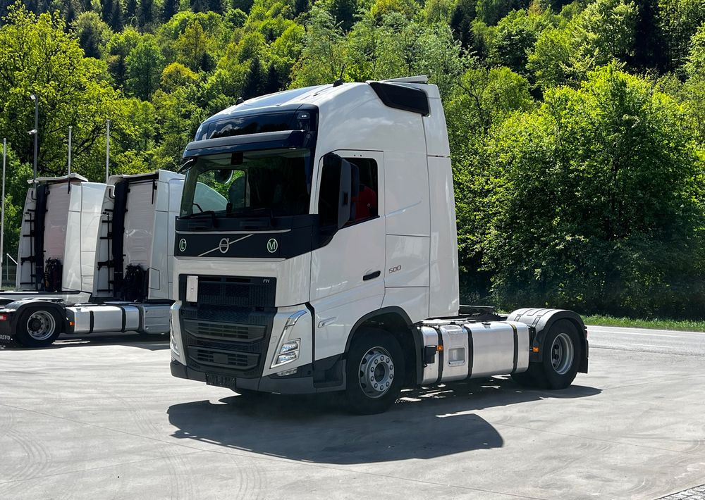 Volvo FH 500 // Zamiana na starszy // Silnik Euro 6 nie Isave // Parkclima // XL // Radary // Duże zbiorniki // Gwarancja // - Nyergesvontató: 2 kép. Volvo FH 500 // Zamiana na starszy // Silnik Euro 6 nie Isave // Parkclima // XL // Radary // Duże zbiorniki // Gwarancja // - Nyergesvontató: 2 kép.