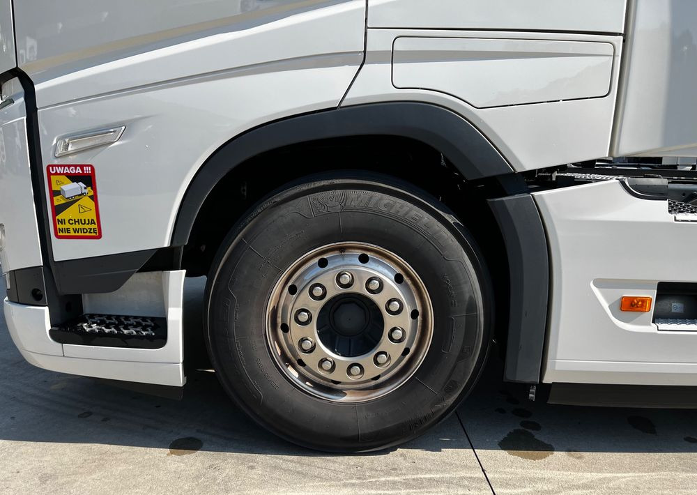 Volvo FH500 // 2024 Rok // Gwarancja // Full Led // ACC // Klima Postojowa // Jak nowy ! // - Nyergesvontató: 5 kép. Volvo FH500 // 2024 Rok // Gwarancja // Full Led // ACC // Klima Postojowa // Jak nowy ! // - Nyergesvontató: 5 kép.