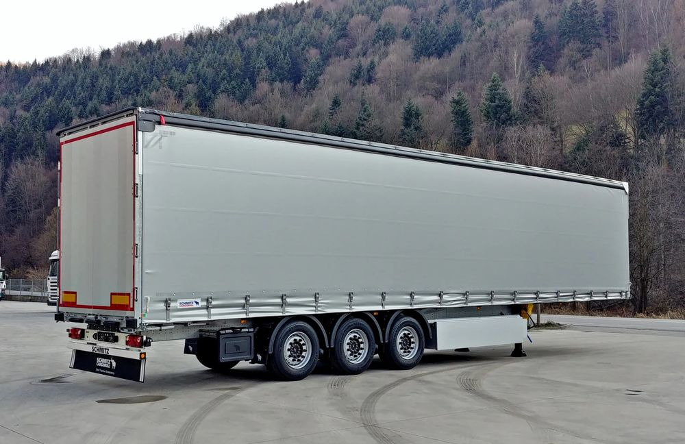 Schmitz Cargobull VARIOS + 24 PAL KOSZ - Ponyvás félpótkocsi: 2 kép. Schmitz Cargobull VARIOS + 24 PAL KOSZ - Ponyvás félpótkocsi: 2 kép.