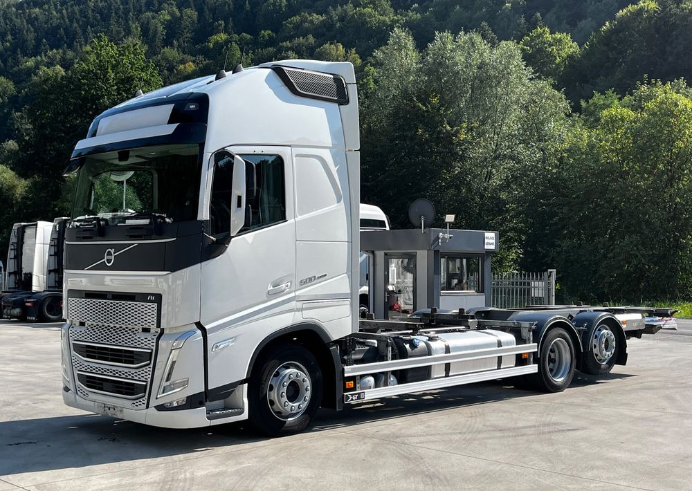 Volvo FH500 BDF 6x2 // Dolny zaczep // Euro 6 motor ! // New Face // XXL Cab // - Alvaz teherautó: 1 kép. Volvo FH500 BDF 6x2 // Dolny zaczep // Euro 6 motor ! // New Face // XXL Cab // - Alvaz teherautó: 1 kép.