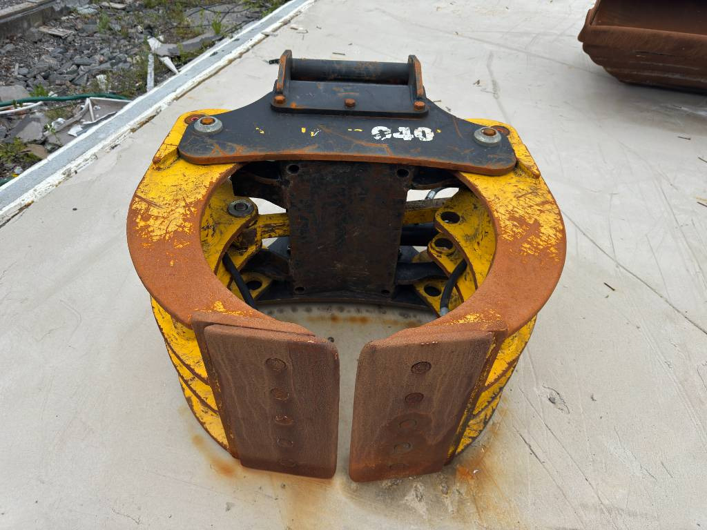 Engcon sorteringsklype s60 - Polip kanál: 5 kép. Engcon sorteringsklype s60 - Polip kanál: 5 kép.