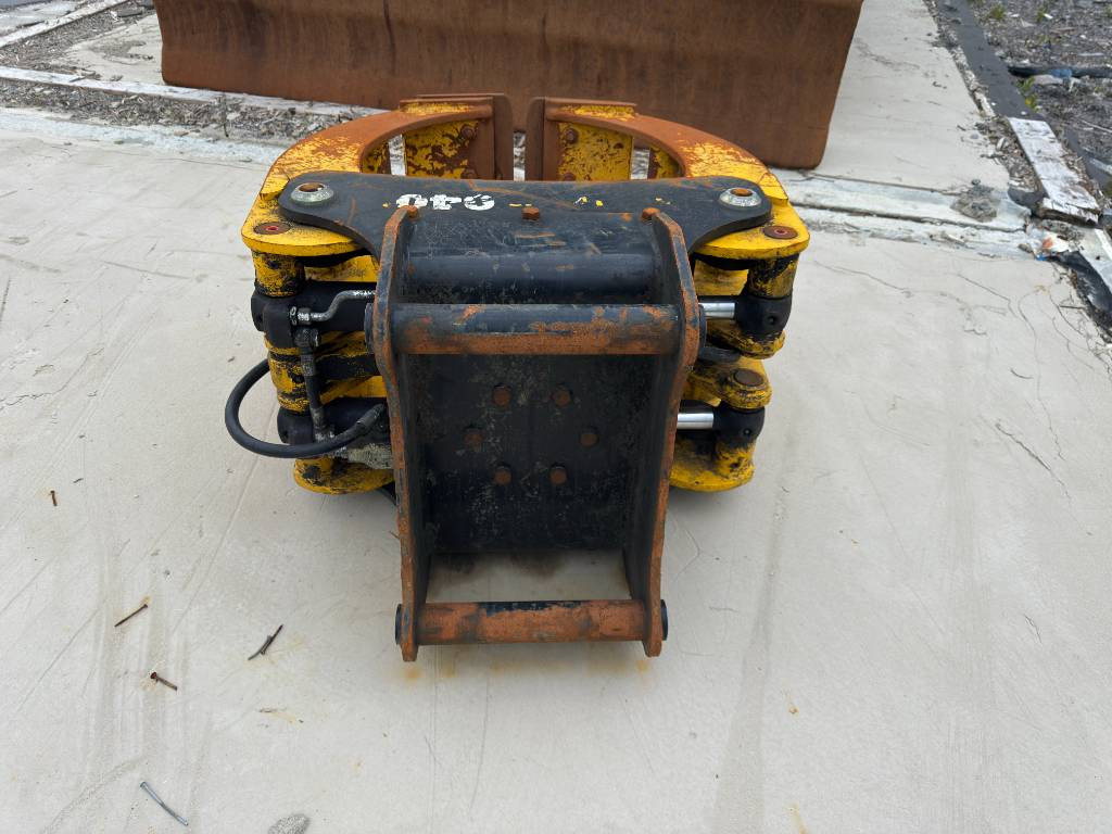 Engcon sorteringsklype s60 - Polip kanál: 3 kép. Engcon sorteringsklype s60 - Polip kanál: 3 kép.