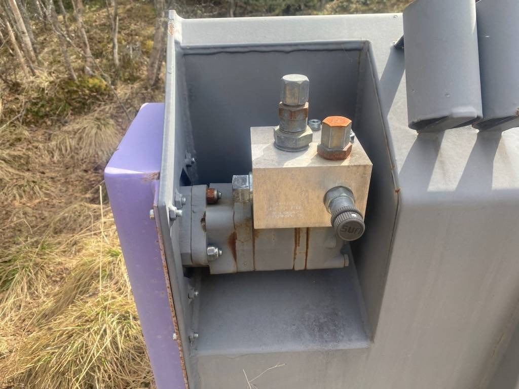 Holms ssh-1600 strøskuffe - aldri vært brukt - Homok-/ Sószóró: 4 kép. Holms ssh-1600 strøskuffe - aldri vært brukt - Homok-/ Sószóró: 4 kép.