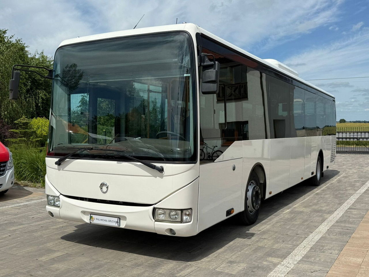 Irisbus Crossway LE SFR 161 Euro 5 Klimatyzacja Thermoking 12metrów 37mi - Városi busz: 3 kép. Irisbus Crossway LE SFR 161 Euro 5 Klimatyzacja Thermoking 12metrów 37mi - Városi busz: 3 kép.