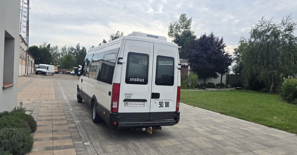 Iveco 50c15 - Minibusz, Kisbusz: 4 kép. Iveco 50c15 - Minibusz, Kisbusz: 4 kép.