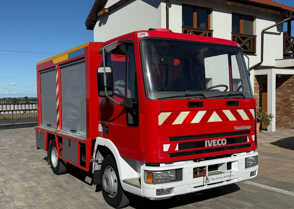 Iveco Eurocargo 65E12 BEMAEX VSR - Tűzoltóautó: 1 kép. Iveco Eurocargo 65E12 BEMAEX VSR - Tűzoltóautó: 1 kép.