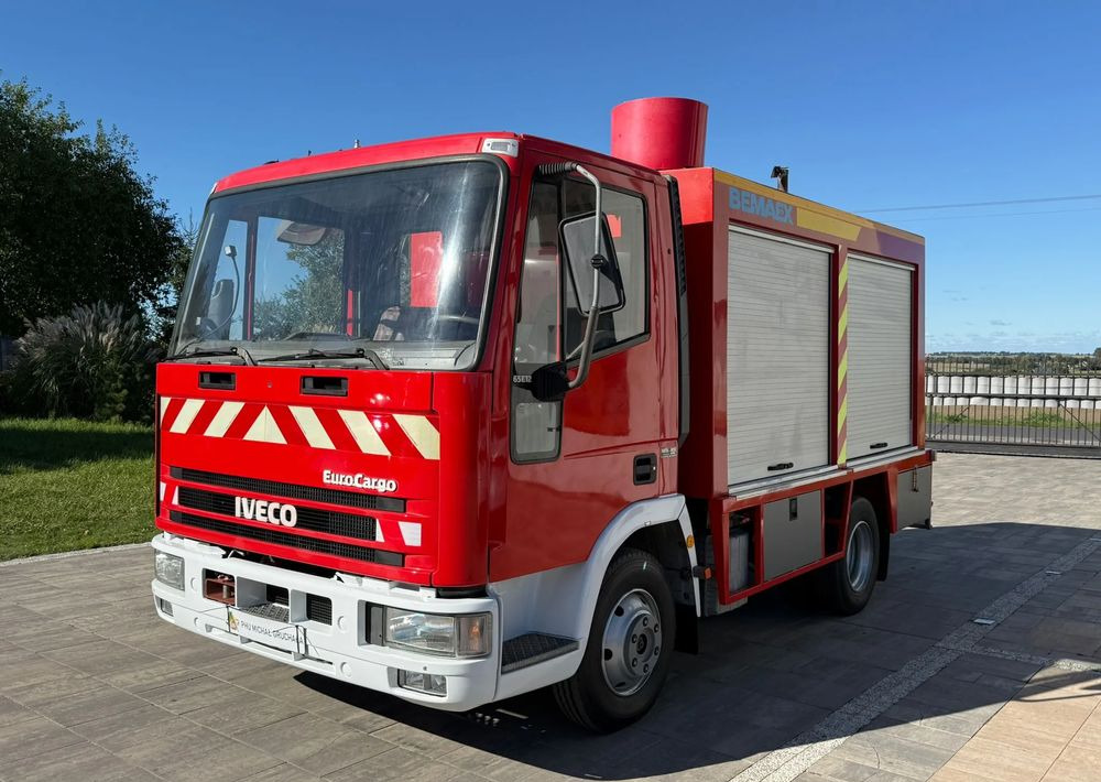 Iveco Eurocargo 65E12 BEMAEX VSR - Tűzoltóautó: 2 kép. Iveco Eurocargo 65E12 BEMAEX VSR - Tűzoltóautó: 2 kép.