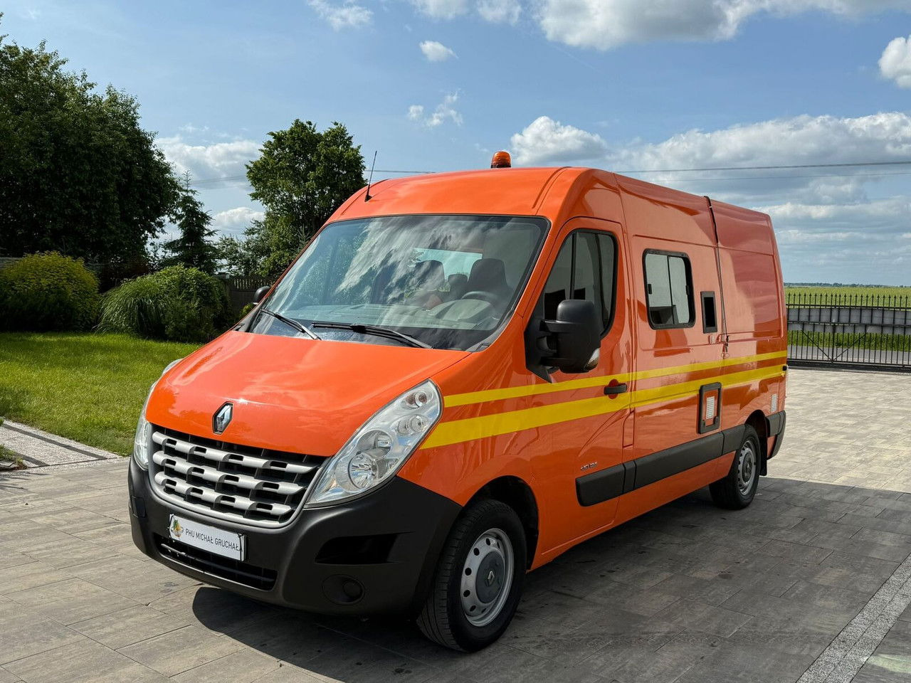 Renault Master 2.3 Brygadówka Doka 7 osobowy Tylko 138TYS Przebiegu Klim - Furgon: 3 kép. Renault Master 2.3 Brygadówka Doka 7 osobowy Tylko 138TYS Przebiegu Klim - Furgon: 3 kép.