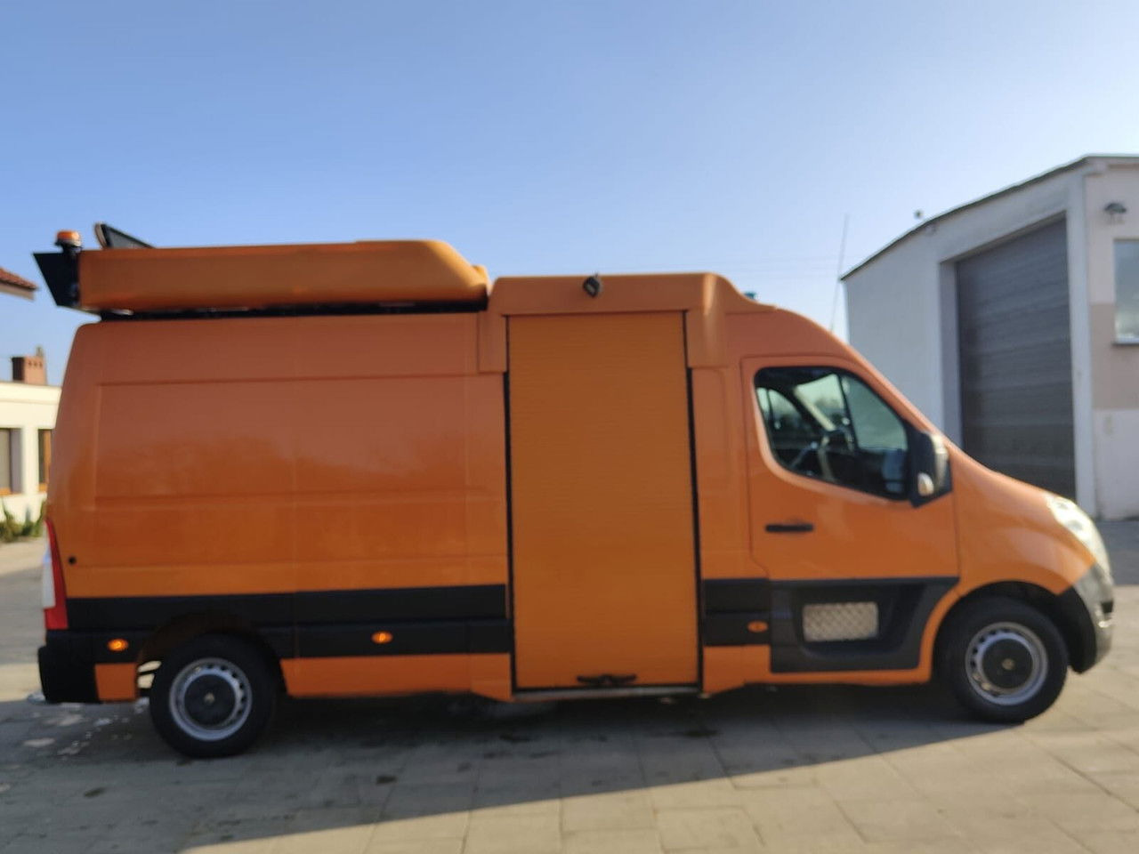 Renault Master Blaszak Roboty drogowe Pomoc drogowa Auto Serwisowe Oświe - Furgon: 4 kép. Renault Master Blaszak Roboty drogowe Pomoc drogowa Auto Serwisowe Oświe - Furgon: 4 kép.