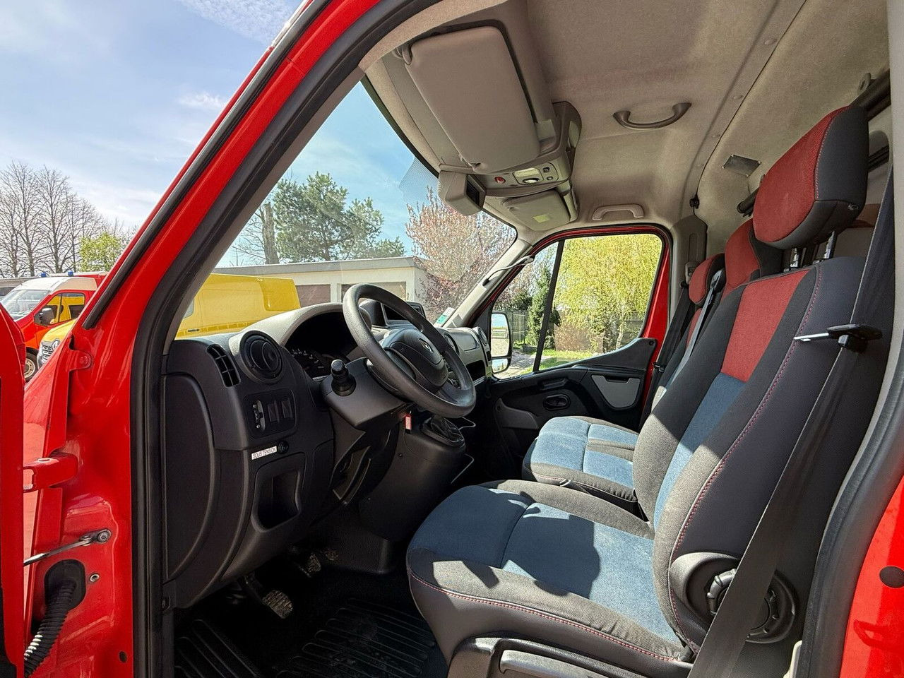 Mentőautó Renault Master Karetka pogotowie Ambulans: 9 kép.