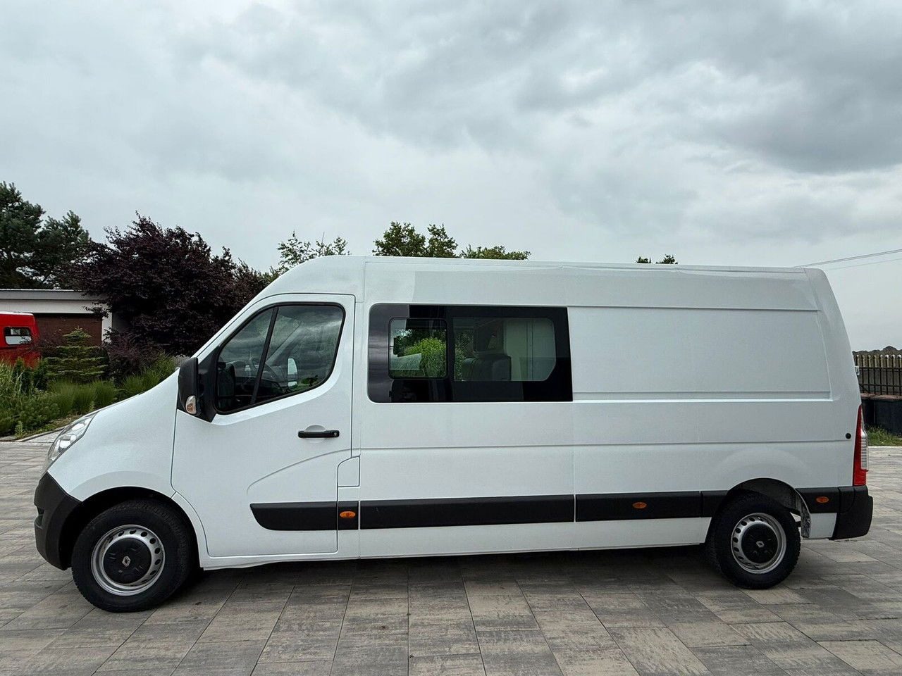 Renault Master L3H2 2016 Rok Doka Brygadówka 7-Miejsc Klima Kamera - Furgon: 5 kép. Renault Master L3H2 2016 Rok Doka Brygadówka 7-Miejsc Klima Kamera - Furgon: 5 kép.