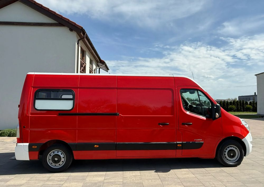 Renault Master - Mentőautó: 4 kép. Renault Master - Mentőautó: 4 kép.