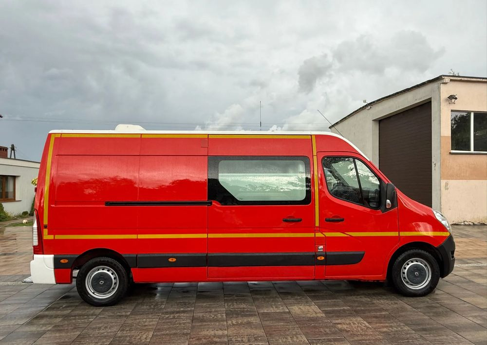 Renault Master - Mentőautó: 4 kép. Renault Master - Mentőautó: 4 kép.