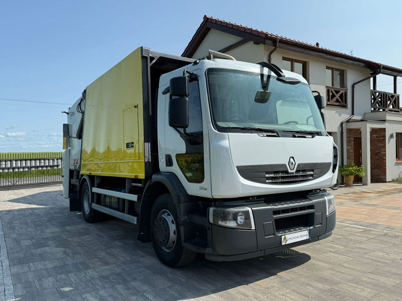 Renault Premium 280 DXI Śmieciarka Faun VR5.Untr Tylko 263TYS Przebiegu - Szemetesautó: 1 kép. Renault Premium 280 DXI Śmieciarka Faun VR5.Untr Tylko 263TYS Przebiegu - Szemetesautó: 1 kép.