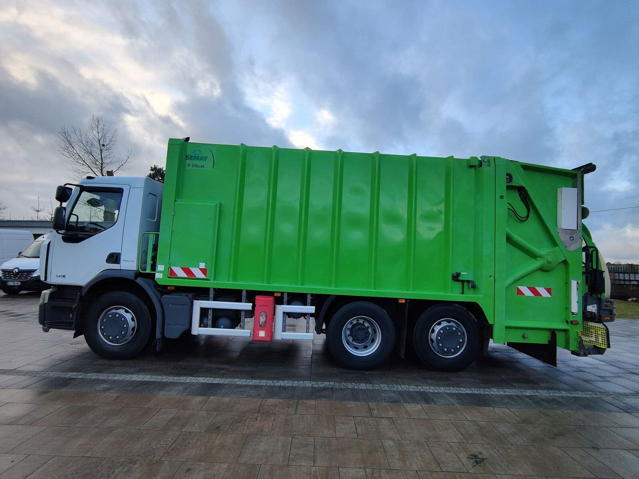 Renault Premium 340 DXi Śmieciarka Zoeller Semat 2012 rok Automat Film - Szemetesautó: 5 kép. Renault Premium 340 DXi Śmieciarka Zoeller Semat 2012 rok Automat Film - Szemetesautó: 5 kép.
