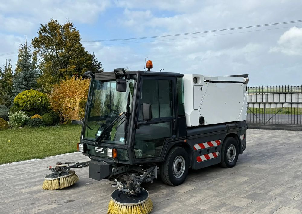 Schmidt Compact 200 - Szemetesautó: 2 kép. Schmidt Compact 200 - Szemetesautó: 2 kép.